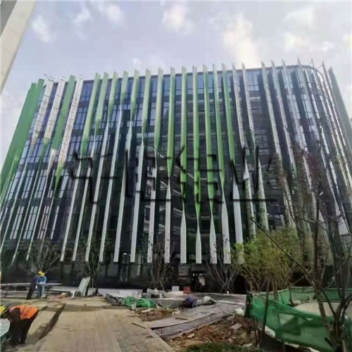 千旺建材让你如何能选对优质得包柱铝单板