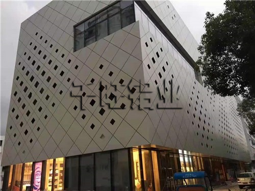 包柱铝单板知名牌子有哪一些？如何选对出色包柱铝单板