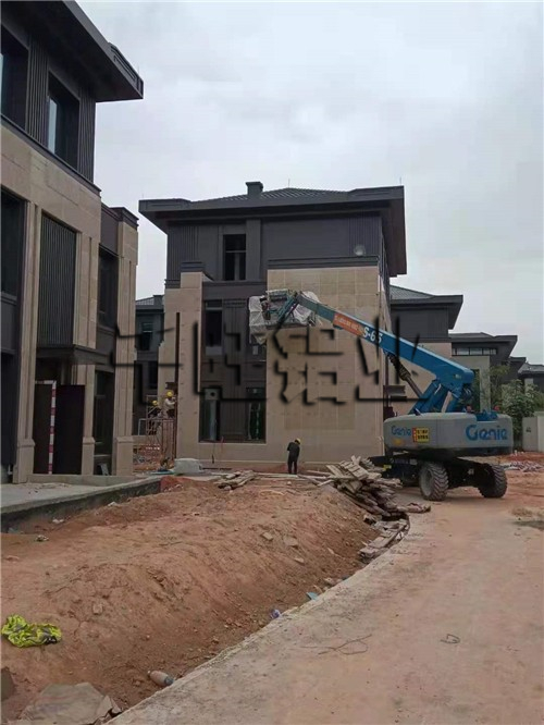广西辊涂铝单板主要品牌有啥？怎么样采购优质辊涂铝单板