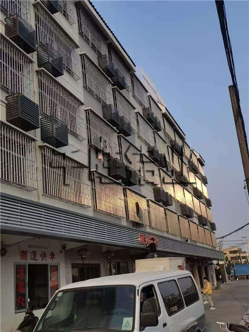 下面4个要点可帮你采办合适的拉丝铝单板